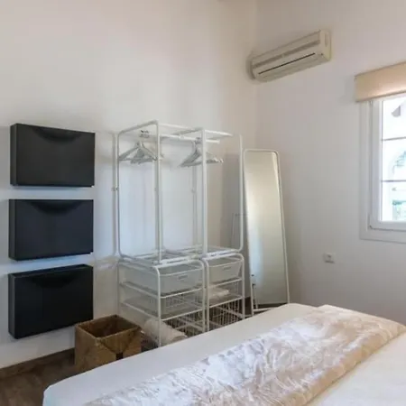 Fina Vakantiehuis Cala'N Blanes (Menorca)